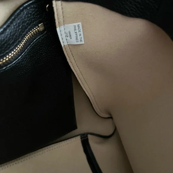 Tory Burch Black Romi Leather Tote - Picture 6 of 10